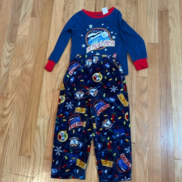 Polar Express PJ Set, 4/5Y - Picture 1 of 6